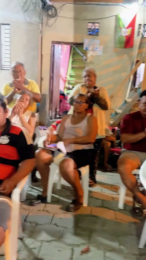 Municipio de Balao entrega zinc a familias de Barrio Nuevo tras lluvias