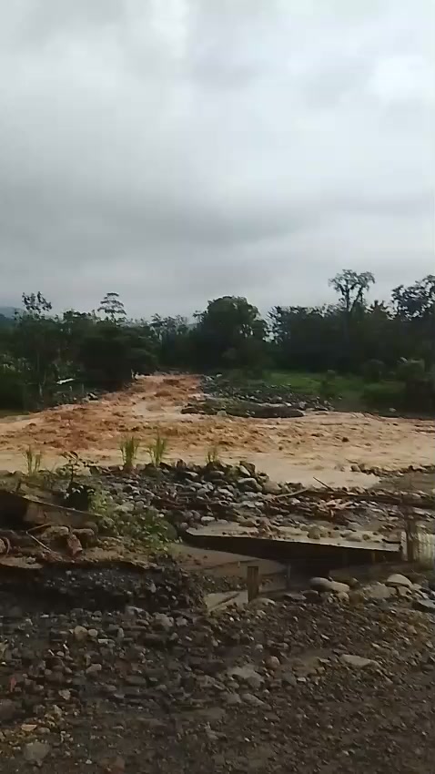 Río Chaucha crece por lluvias y Balao pide precaución en zonas cercanas al agua