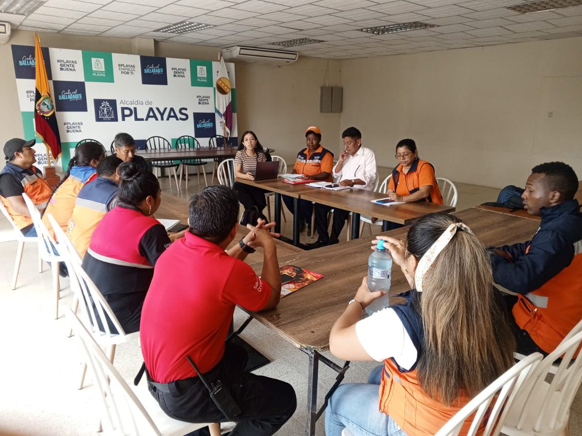 Secretaría de Gestión de Riesgos capacita en aplicación móvil para tsunamis